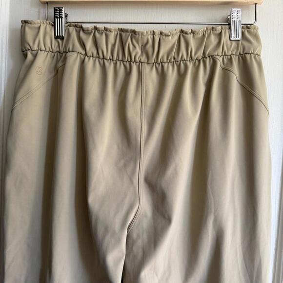 Lululemon Stretch High Rise Crop - Picture 11 of 12